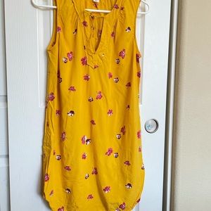 Old Navy yellow floral print shift dress